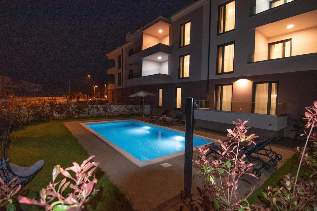 Luxury Apartment Faro With Sea View And Swimming Pool بريمونتيرا المظهر الخارجي الصورة
